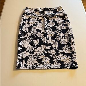 LuLaRoe Black and White Floral Pencil Skirt